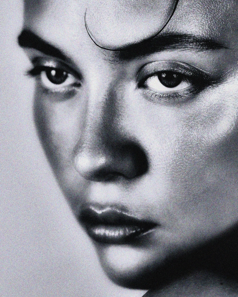 portrait_June